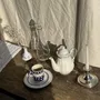 Accessoires thé et café - Théière en faïence blanche liseré bleu et argenté H22,5 - OFFICE OBJETS