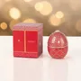 Bougies - SCARLET ÉCLAT - Bougie parfumée en forme d'œuf, petit format, aux senteurs de cassis, rose et patchouli - ARTITUDE HOME