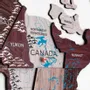 Autres décorations murales - Carte du monde en bois 3D Prime Cappuccino M - ENJOY THE WOOD