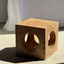 Tables basses - Table basse, ou stool cubique ajourée en manguier monoxyle naturelle - OFFICE OBJETS
