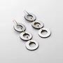 Bijoux - Boucles d'oreilles triples en forme de cercle avec pendule - C.KARAKALPAKI