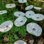 Floral decoration - Round small glass flower for outdoor use in white, red, black - CARNEOL GLASS