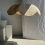 Suspensions - Grande suspension ou abat-jour en rotin de fleur tulipe plate tressée - OFFICE OBJETS