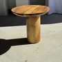 Autres tables  - Table d'appoint en suar massif plateau circulaire pied colonne - OFFICE OBJETS