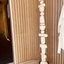 Design objects - Vertical totem sculpture in white. - STUDIO WILD ORANGE