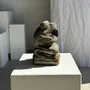 Sculptures, statuettes et miniatures - Petite grenouille sculpture de pierre calcaire prieuse (grande) - OFFICE OBJETS