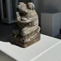 Sculptures, statuettes et miniatures - Petite grenouille sculpture de pierre calcaire prieuse (grande) - OFFICE OBJETS