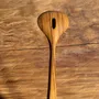 Kitchen utensils - Salad cutlery or large teak spoon in oval openwork shape L30 D9 - OFFICE OBJETS
