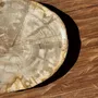 Assiettes de réception - Petit vide poche ou plat en bois pétrifié ovale beige cernes moucheté - OFFICE OBJETS
