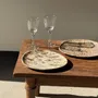 Assiettes de réception - Petit vide poche ou plat en bois pétrifié ovale beige cernes moucheté - OFFICE OBJETS