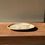 Assiettes de réception - Petit vide poche ou plat en bois pétrifié blanc quadrillé brun - OFFICE OBJETS