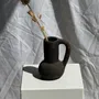 Vases - Vase soliflore en céramique noir à anse en terre cuite indonésien H17 - OFFICE OBJETS