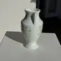 Vases - Petite amphore en porcelaine du Lys Royal de Limoges tirage limité - OFFICE OBJETS