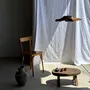 Suspensions - Grande suspension feuille plate ondulée en teck fleur stries D:50 - OFFICE OBJETS