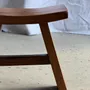 Tabourets - Petit tabouret assise incurvée en teck asiatique H36 l21 - OFFICE OBJETS