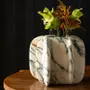 Objets design - Photophore en marbre SWADDLE - OOUMM