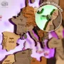 Autres décorations murales - Carte du Monde en Bois 3D LED 3.0 Prime Terra XL UE Droite - ENJOY THE WOOD