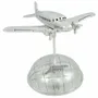 Objets de décoration - Avion sur demi globe en aluminium - dim. 35x25xh.28 cm - TRADE WINDS