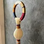 Autres décorations murales - Totem solitaire : objet sculptural sur pied fait main - SARMAL DESIGN