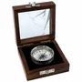 Objets de décoration - Boussole, finition laiton nickelé dans coffret vitré gravé, diam. 5 cm - TRADE WINDS