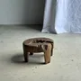 Tabourets - Petit tabouret circulaire quadripode bas en teck ancien organique H20 - OFFICE OBJETS
