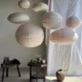 Suspensions - Petite suspension en rotin et lin naturel japonisante ronde rosée D30 - OFFICE OBJETS