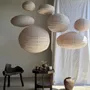 Suspensions - Très grande suspension en rotin et lin naturel japonisante ronde rosée - OFFICE OBJETS