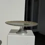 Plateaux - Présentoir à gâteaux sur piédouche en verre effet plumes de paon D33 - OFFICE OBJETS