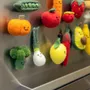 Objets déco enfant - Magnets en laine colorés représentant des fruits et des légumes - PERSON'ELLE