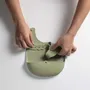 Repas pour enfant - Bavoir en silicone Roll & Lock – Pistache - MINIWARE AB