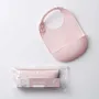 Repas pour enfant - Bavoir en silicone Roll & Lock – Barbe à papa - MINIWARE AB