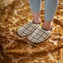 Chaussettes - JAPAN MADE Reversible room shoes / Houndstooth × Micro Boa - MERIPPA