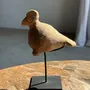 Sculptures, statuettes et miniatures - Petite sculpture de poule en terre cuite sur socle H20 D14 - OFFICE OBJETS