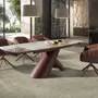 Chaises - Chaise pivotante en similicuir marron cuivré et tissu marron chiné - ANGEL CERDÁ