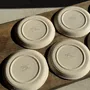 Assiettes au quotidien - Service de table Lunéville Atelier d'Art  8 assiettes et 2 plats - OFFICE OBJETS