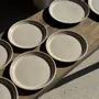 Assiettes au quotidien - Service de table Lunéville Atelier d'Art  8 assiettes et 2 plats - OFFICE OBJETS