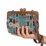 Sacs et cabas - Sac brodé baloutche turquoise et gris argenté avec cadre noyer - DASTHAA