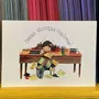 Carterie - Carte Postale - Merci Maitresse À Son Bureau - POP ET SES FRÈRES