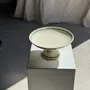 Plats et saladiers - Plat à piédouche en faïence frises végétales vertes H12 D24 - OFFICE OBJETS