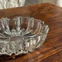 Objets de décoration - Cendrier vintage en verre moulé à bord dentelé D13 H3,5 - OFFICE OBJETS