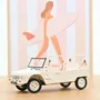 Cadeaux - Citroën Méhari 2023 Blanc et Rose - Voiture miniature 1/18 - NOREV