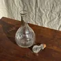 Carafes - Carafe vintage panse ronde en verre moulé à bouchon de liège H27 - OFFICE OBJETS