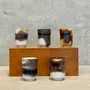 Tasses et mugs - Tasse Yunomi en porcelaine d’Arita cuite au Saggar - JOHN MAC CERAMICS