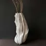 Vases - Vase sculptural «Stone Temple LILII» - GALERIE SANA MOREAU