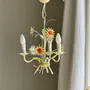 Suspensions - Petit lustre vintage à fleurs en métal crème fleurs orange à 3 bras - OFFICE OBJETS