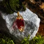 Jewelry - Resin & Gold-Tone Leaf Pendant – Drop, 39x16x6 mm – Red Stardust - GLASS4CANDLES