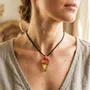 Bijoux - Pendentif en chêne noir et feuille dorée, 39x24x6 mm – Espace Matière - GLASS4CANDLES