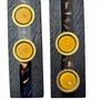 Bougeoirs et photophores  - Bougeoir en chêne noir et métal doré, 30x120x80 mm – bande rouge - GLASS4CANDLES