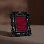 Objets de décoration - Porte-bagues à cadre rococo en résine noire et tige en laiton - WHISPERING WOODS