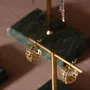 Objets de décoration - Pièce à l'unité, taille au choix – Porte-boucles socle marbre - WHISPERING WOODS